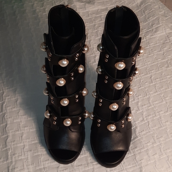 Karl Lagerfield Paris Brayden Booties 